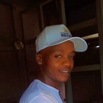 Dj Johnix The Party Starter