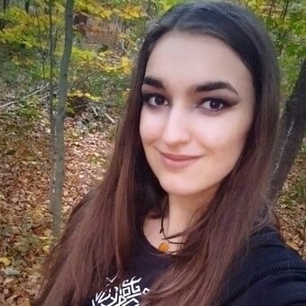 Eli&scaron;ka Zacharov&aacute;