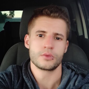 Cristian Le&oacute;n