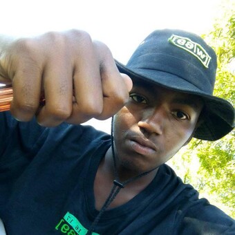 Gcina Djyflyer Manyoni