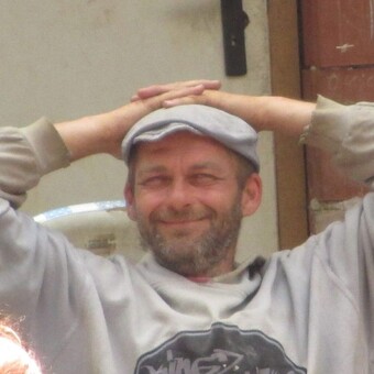 Lum&iacute;r Čeh&aacute;k