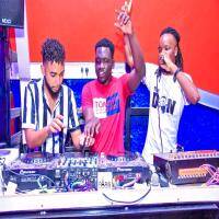 Faeezthdj x selectorstinger live in parislounge by FAEEZTHEDJ