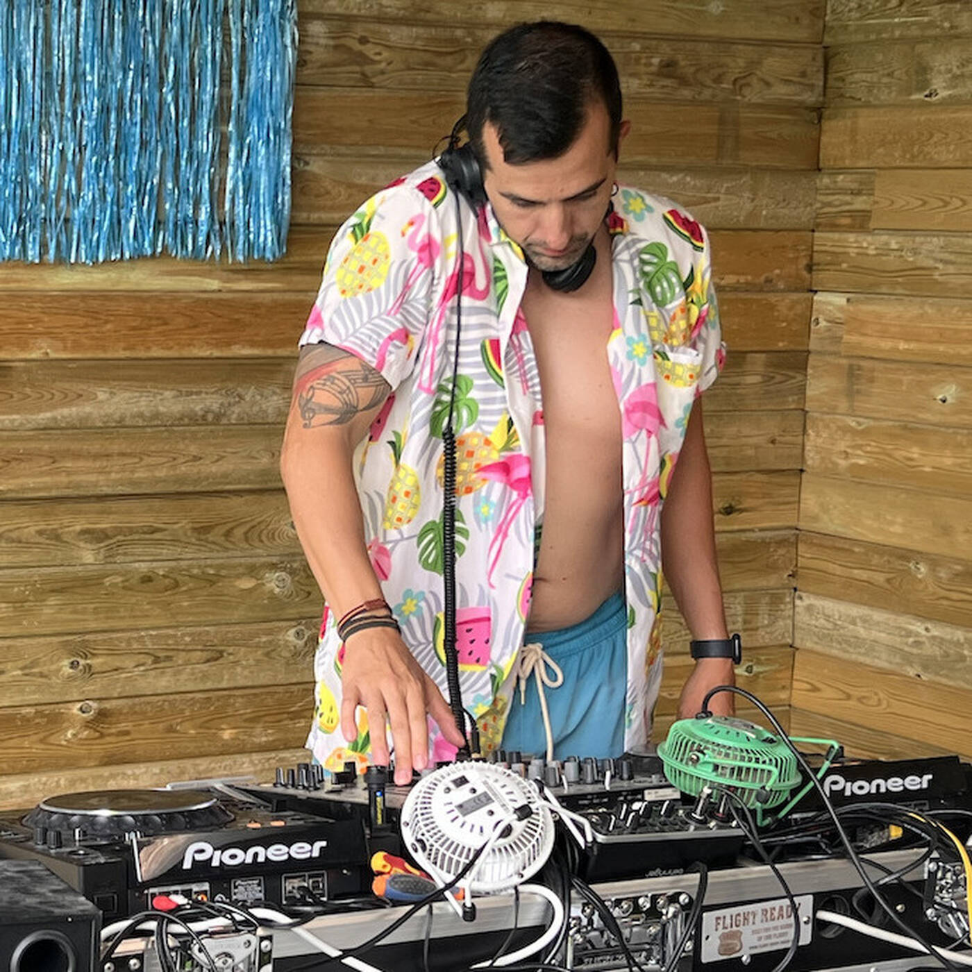 Play Viti @t Pool Party - 16-08-2025 - (Classic Trance set)