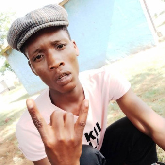 Material Le&szlig;za Moeng