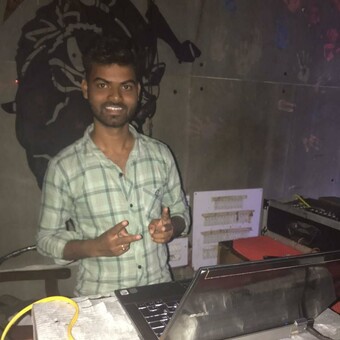 S&ucirc;&ntilde;&ntilde;y S&ucirc;&ntilde;&ntilde;y