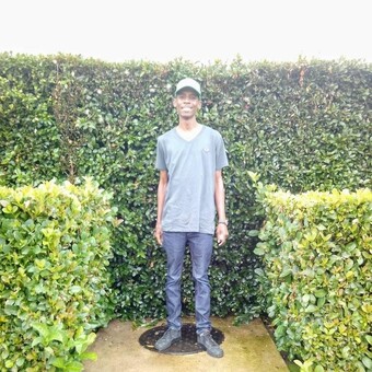 Nazg Mphahlele