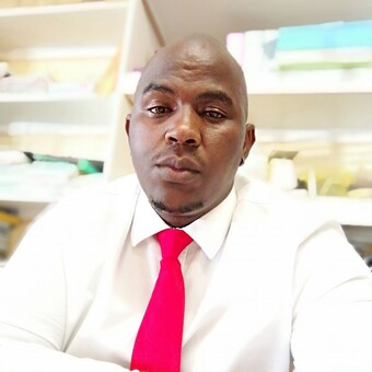 Vukile Lutha Snr Mazwi