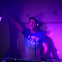 DJ Rob Perraro - Live In Cantinho Lounge by Robson Scarmagnani