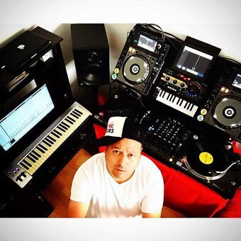 Christian Mendez D J