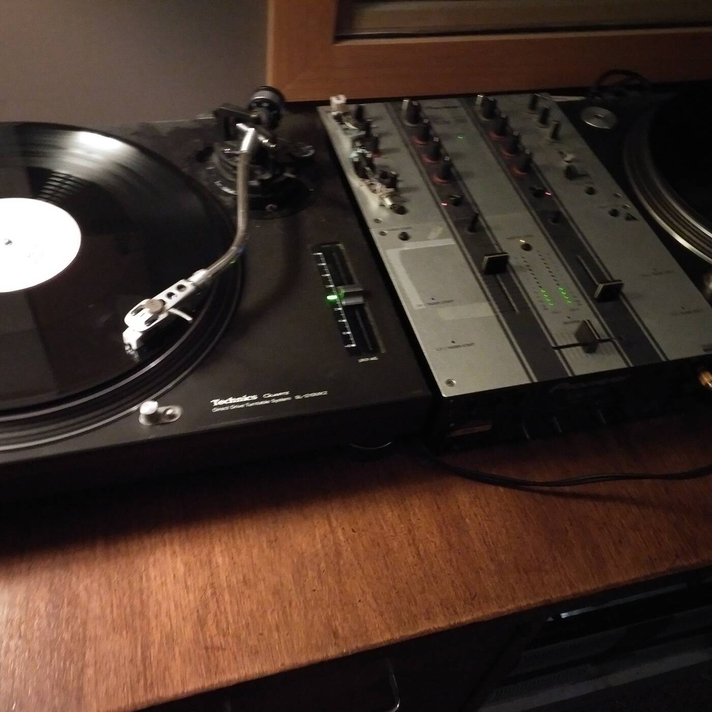 RADIONIC POWERS - KKFI Seasoned Beats 10-19-2019 (Stereo - Full 3 Hour Show 4 Sharing - 256k) episode artwork