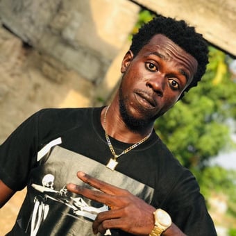 D VENTURE de NO MERCY