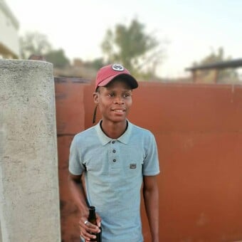 Lucky Mahlatse Melinda