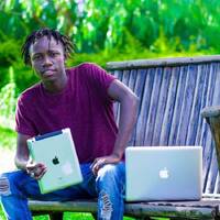 PARTY WEEKEND LIVE WITH DJ LAXY KENYA ON QTRO RADIO. by Laban Mûthengi