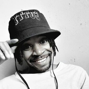 Holic Benz-Ntuka