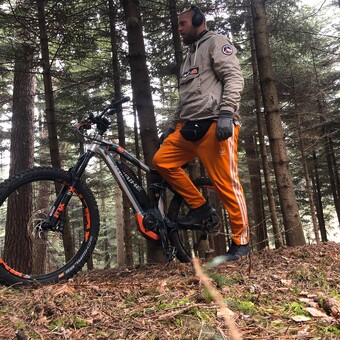 Markus Loud Nut Stacher