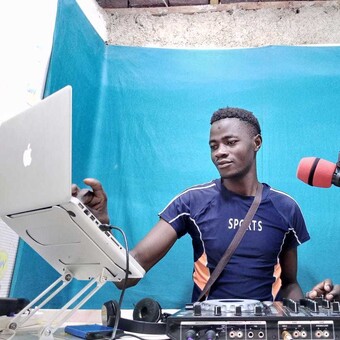 DEEJAY HENRI KENYA