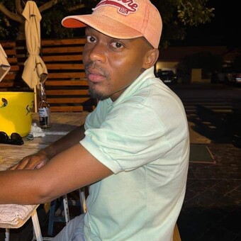 Lebogang Tronic Robero