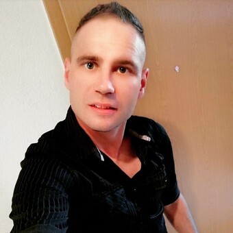 Stefan M&ouml;sezahl