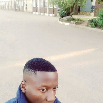 Khados Thangavhuelelolo Makhado