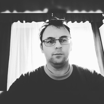 Tibor Sz&aacute;nt&oacute;