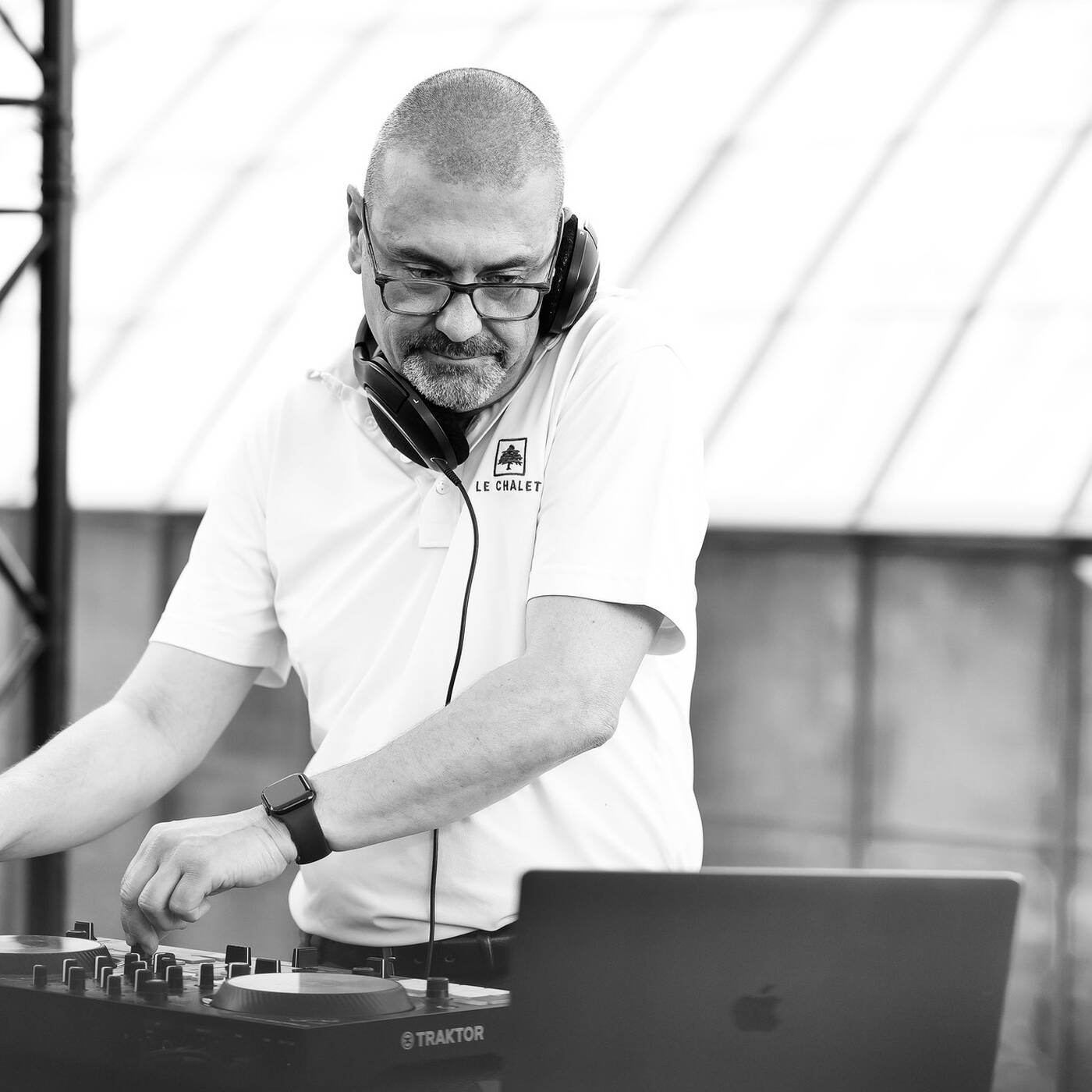 DJ EKXT