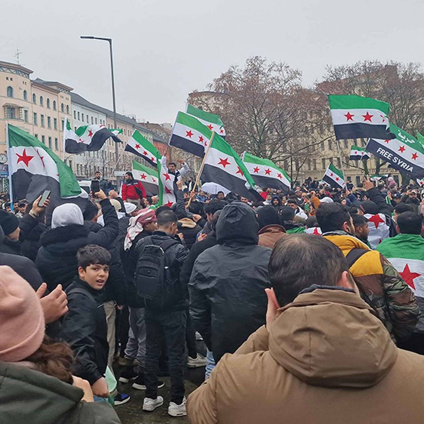 Radio Connection - Sturz des Regimes: Rückkehr syrischer Flüchtlinge #341 episode artwork