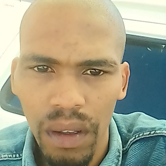 Yongama Yongsta Menziwa