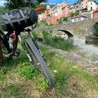 VIA POSTUMIA IN BICI | ANDREA VITIELLO + MATTIA