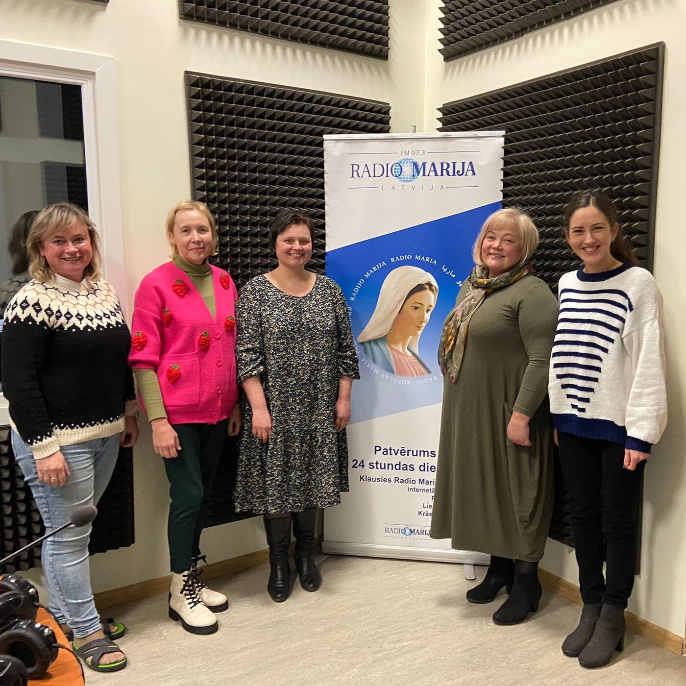 Muzikālais kalpojums Jelgavas Bezvainīgās Jaunavas Marijas katedrālē | Dziedātprieks | RML S08E04 | Dace Indrika, Marita Pērkone, Agnese Līviņa, Velta Brinza | Rita Šteinberga | 25.11.2022 episode artwork