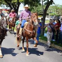 Invitan a cabalgata y coronación de la Feria de Armería 2016: Regidor Jesús Ramírez by Edison Solis Noticias en el Blanco