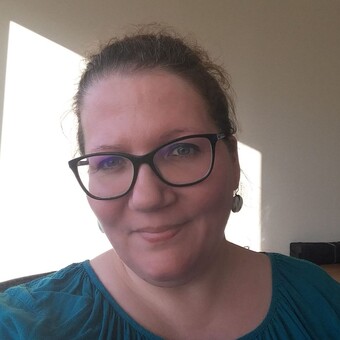 D&oacute;ra Kőr&ouml;si