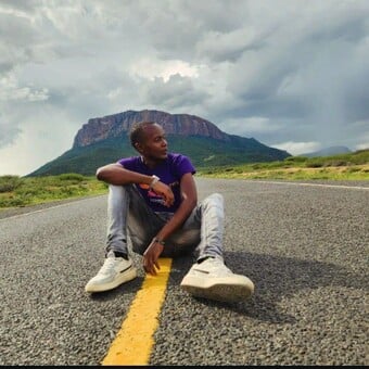 alex muthini