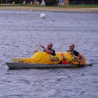 Beton-Flasche auf See by HAWK Radio