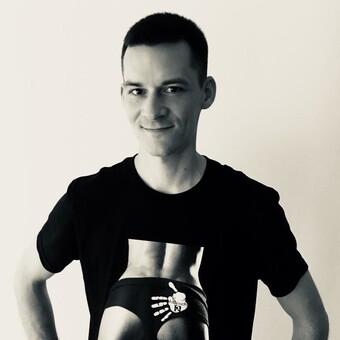 B&aacute;lint G&aacute;bor