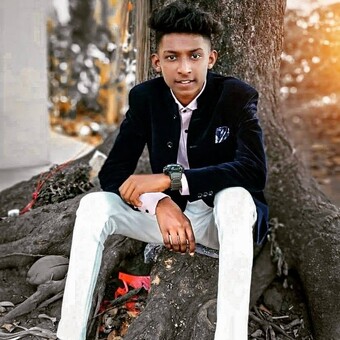 Mayur Vaze
