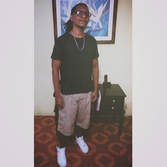 Cl&aacute;udio Lord Breu