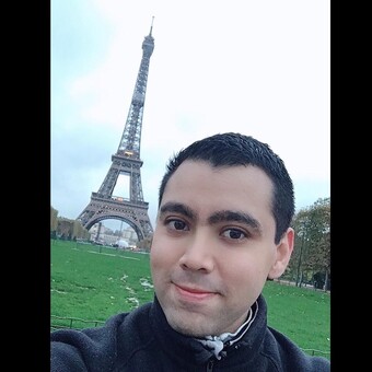 Daniel Guzm&aacute;n