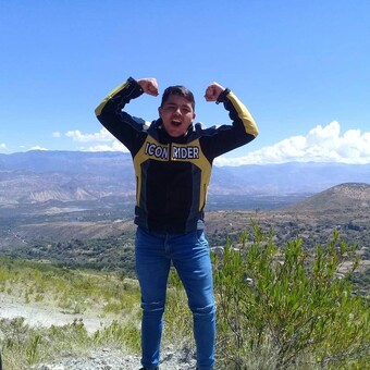 Jhonatan Eybar HinostrozaPalomino