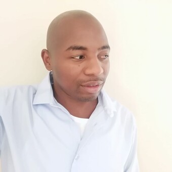 Nhlaka Mhlanga