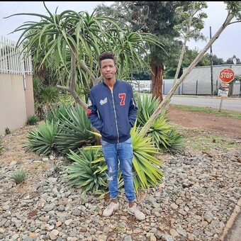 Mr Leke Stuff #Dj Mickey SA