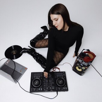 DJK8