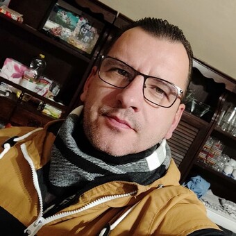 Zolt&Atilde;&iexcl;n Szab&Atilde;&sup3;