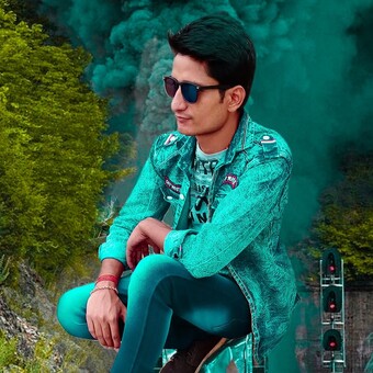 R&oacute;y&agrave;l R&aacute;jp&uacute;t N&iacute;rbh&aacute;y S&iacute;&ntilde;gh