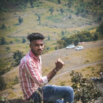 Ŕ&atilde;hůľ P&aring;ťēľ