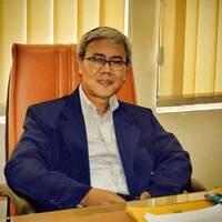 2016-11-04 Topik Idola - Narasumber Prof. Sudarnoto Abdul Hakim by Radio Idola Semarang