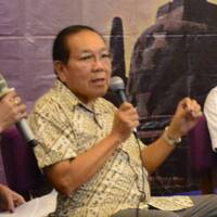 2016-12-15 Topik Idola - Narasumber Dr Ir Nelwan Dipl HE by Radio Idola Semarang