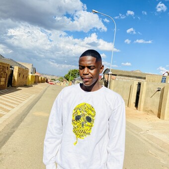 Nhlovo Perfect Hlungwani