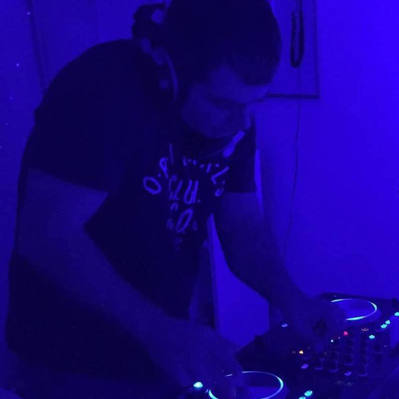  house & tech house mix short version episode artwork