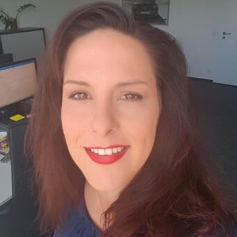 Claudia Stolzenwald