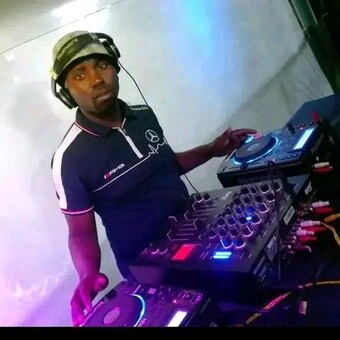 Ceega De DJ aka Jan